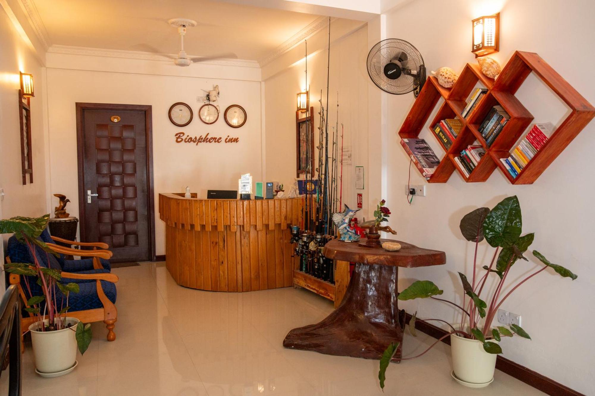 Biosphere Inn Dharavandhoo Exterior photo